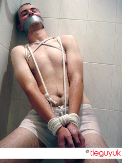 tieguyuk:  Dom gets roped and soaked.