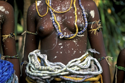 See more beautiful African girls on Native Nudity.