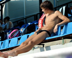 2boys-are-better:  tfootielover:  always lots of nice feet and bois in speedos at swim meets nom noms   :3
