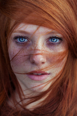 (more girls like this on http://ift.tt/2mVKSF3) Red Hair, blue eyes