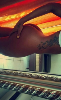 allabouttheass:  jajisi ‘s ass masterpieceAnd one of the best booty selfie I’ve seen in a minute… #justdamn