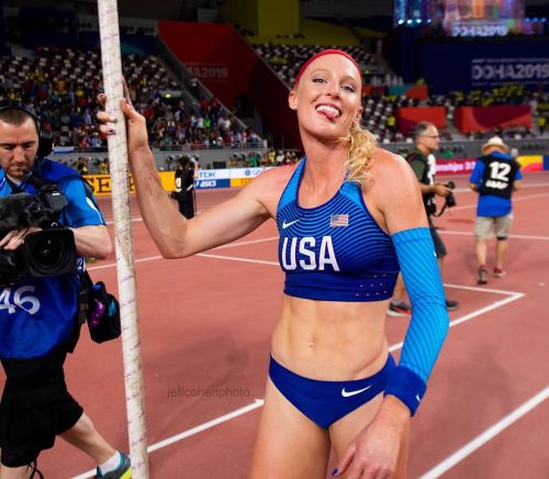 trackandfieldimage:  Sandi Morris, USA, fun at the 2019 IAAF World Championships in Doha.  Pole Vault silver. . . . So fun for me and a gift to be able to share special moments like this with y’all.  #bestseatinthehouse 👅  . . . . Trackandfieldimage.com