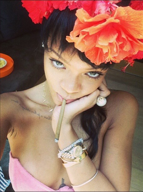 Rihanna sexy instagram