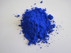 sixpenceee: The first blue pigment to have been created in over 200 years will serve as the newest Crayola crayon. “YlnMn blue” was not developed within an arts context, but rather accidentally discovered in in an Oregon State University (OSU) chemistry
