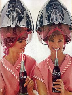 Coca-Cola ad, 1965 via: Gatochy