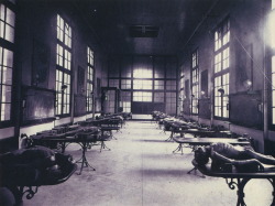 sealmaiden:  Dissection Room at a Medical School, Bordeaux, France, 1890 Photographer unknown, Gelatin silver print The study of anatomy separated laypersons from physicians. The public was excluded from the anatomy hall, which was the inner sanctum of