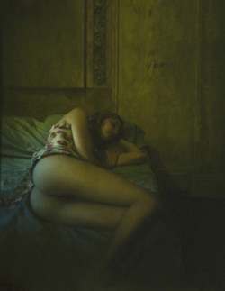 maxlikesit:  ‘Dreaming’, by Aneta Bartos, 2007.    (via nudecency)