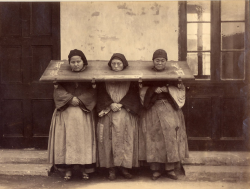 Chinese Women in a Cangue unidentified photographer, c. 1880via: theonlinephotographer