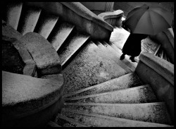 artemisdreaming:  The Umbrella on the Stairs Atilla1000 