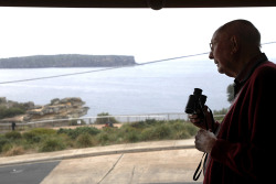 stfuhypocrisy:  veggieveggielove:  -inspired:  Man Lives on cliff and talks down suicide jumpers for last 50 years Meet the Australian Who’s Saved 160 People from SuicideDon Ritchie lives across the street from the most famous suicide spot in Australia: