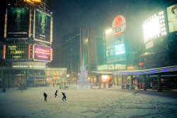 Snowstorm, Downtown, Toronto, Canada photo By tomms