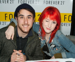 runrunbunnyrun:  foolishdesires:  theyareparamore:  “Zac! I won’t ever sing over anyone else playing drums.” - Hayley Williams   “Hayley - no matter what happens with our band, you’ll always be my little sister, even though you’re older than
