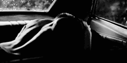 dirtysexyslut:  unf, i love backseat car sex. 