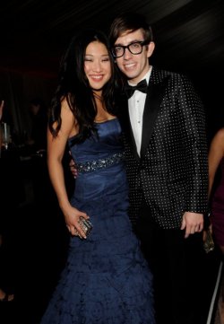 gleeks:  Jenna Ushkowitz and Kevin McHale celebrate the Golden Globe Awards 
