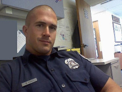 daddys-little-faggot:  tkcj:  I want to suck that cop!  Holy FUCK is this copper hot!