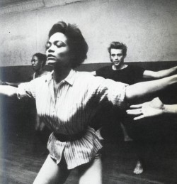 vintageblackglamour:  Eartha Kitt teaching a dance class. Yes, that is James Dean in the background.