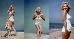 itzellovato:  Marilyn Monroe’s thighs touched when she walked, when she sat down, her stomach sometimes rolled over her waistband, her butt jiggled when she walked, and these were her measurements: Weight: 118-140 pounds Bust: 35-37 inches Waist: 22-23
