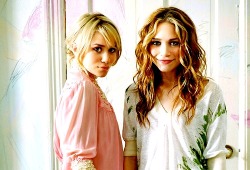 Olsen Twins.