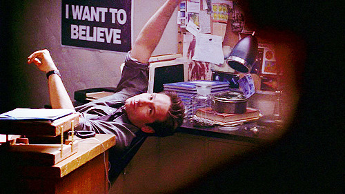 wide-eyedgirl: 5 Favorite Screencaps from The X-Files 07x22, Requiem - Asked by kaelity // 1-5 