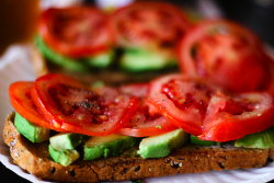 ohmygod this looks soo tasteyy o.O I need really good tomatoes And whatever bread that is; it looks DELICIOUS