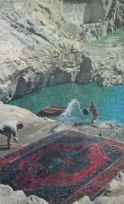 wilderness-queen: nationalgeographicscans:  Rug Washers in Tehran, Iran, 1960      Gosh this is beautiful.