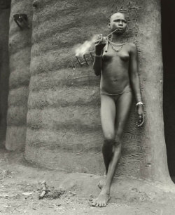yagazieemezi:  Benin Woman Smoking, by Hector Acebes, 1953  