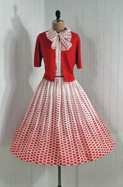 omgthatdress:  1950s dress via Timeless Vixen Vintage 