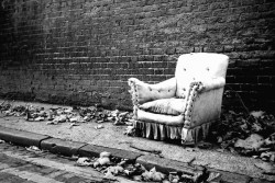 asimplegreenpoint:  Phil Maxwell Chair on Brick Lane with leaves, 1998  