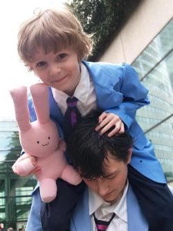 carlosae88:  OMFG~! another reason why I want kids. Ouran High School Host Club cosplay FTW! 