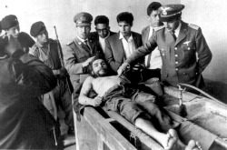 The day after his execution on October 10, 1967, Guevara&rsquo;s corpse was displayed to the world press in the laundry house of the Vallegrande hospital (Bolivia).