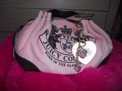 prettylittleliar-x:  Give-away &lt;3 im giving away my juicy couture bag as i have to of the same ones, none of my friends wanted it so im going to pick one of my beautiful tumblr followers (: i will send it world wide as long as it doesnt cost to much,