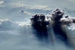 ulaulaman:  The last photos from Paolo Nespoli / 7:Clouds / NuvoleCredit: ESA/NASA 
