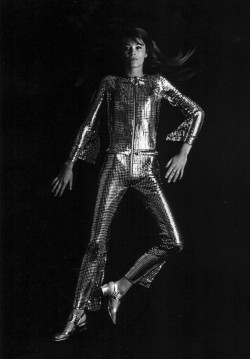 witchesandslippersandhoods:Francoise Hardy wearing Paco Rabanne, photographed by David Bailey for Vogue Paris February 1968
