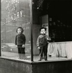 The Ideal Laundry  photo by Arthur Leipzig, NY 1946