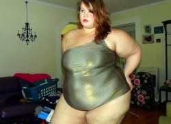 Sexy Amanda/Foxy Roxxie 53-52-64 46D 5'4&quot; 400 lbs. 182 kg BMI 68.7  	 /- 
