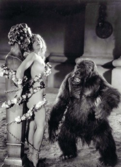 oldhollywood:  Notable moments in pre-Code Hollywood: The Sign of the Cross (1932), in which Cecil B. DeMille re-created in sadistic detail the excesses of the “Arena Games” in Nero’s Rome.  Highlights include gladiator vs. bear wrestling matches,