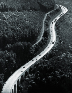 Autobahn Stuttgart-Ulm photo by Hannes Kilian, 1968