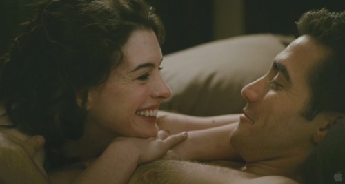 Anne hathaway love and other drugs sex scene