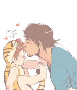 yummytomatoes:  I see a lot of pics of baby Kaede in tiger baby clothes, SO  I wanted to do that as well!  abubbuu   BEST PICTURE OF THEM EVERRRRRRR ; O ;