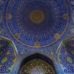 mgaz:  clrsscmbr:  Islamic Architecture -  Architektura islamu  مش ممكن !!!