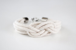 I Like! byomonkey:  Rope bracelet by Jungwha on Etsy. I love me some rope and this’ll be on its way to me soon . 