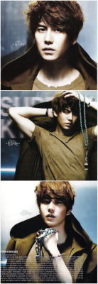 ancho-bie:  ;A; evil. it suits him. The pose. The stare. The clothes. The aura. Cho Kyuhyun, you’re epic. 