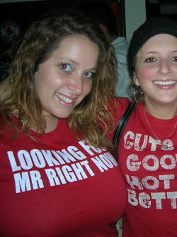 bigboobiesbasement:  Well whaddya know?  You found him right here!   their eyes match their tee shirts the one on the left has huge lush boobs,mmm,xxx.
