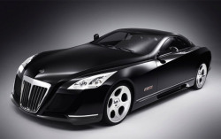 simpleeunforgettable:  chairmansboard:  Maybach Exelero  that is pure sex right there. damn  am I the only one that sees this car looks like the Batmobile from The New Batman Adventures?  