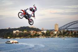 nationchiang:  Red Bull X-Fighters Sydney, Australia 
