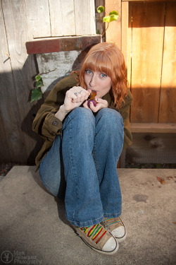 For all the stoners out there, here&rsquo;s a shot of my lovely friend Erin taking a break before her grand photo shoot last Sunday. We here at Mark Velasquez Photography do not encourage smoking of any kind, but we also do not believe it is a gateway
