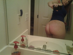 sophialocke:  my ass a while after the cam show yesterday. Still red!