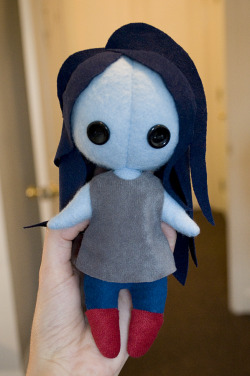 maskshop:  Marceline//Adventure Time I want to make another in actual Adventure Time style, but I don’t know if I’ll have the time! Also, I’m fine with how her hair turned out, but I think I’m going to continue to use felt from now on instead.