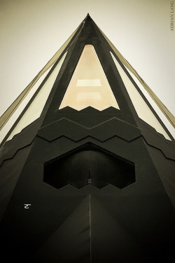 youlikeairplanestoo:  The airplane as art? I’m sure that’s not what the F-117’s designers had in mind. Photo by Adrian Lang. Used with permission. Full version here. 