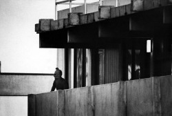 Building 31 Munich massacre, photo by Co Rentmeester for LIFE, Munich 1972